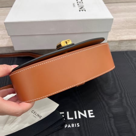 سيلين TRIOMPHE CHNVAS مقاس18cm