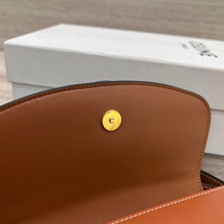 سيلين TRIOMPHE CHNVAS مقاس18cm