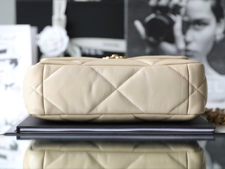 شانيل نايتين  مقاس  26cm