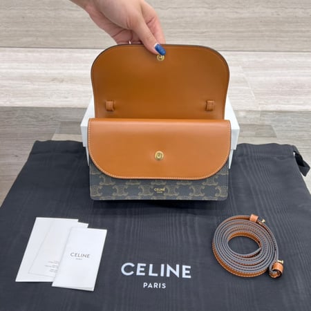 سيلين TRIOMPH CANVAS مقاس 20cm