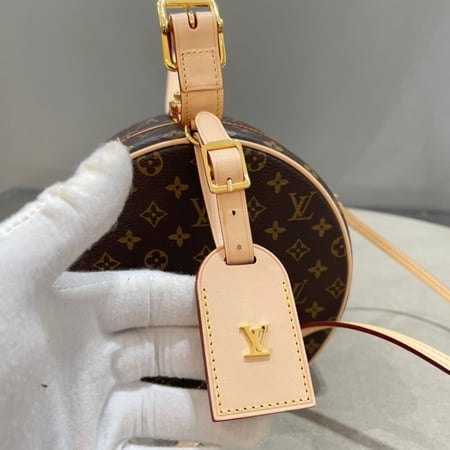لوي فيتون PETITE BOITE CHAPEAU مقاس17.5cm
