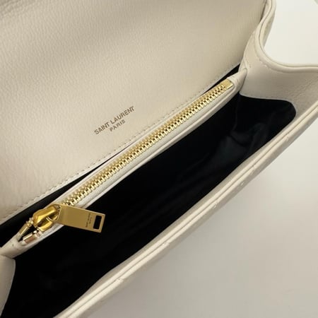 سان لوران monogram college مقاس 24cm