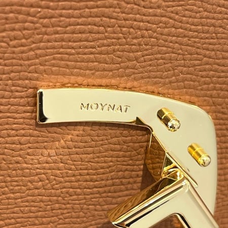 موينات Gabrielle Clutch مقاس 28cm