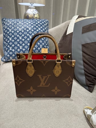 لوي فيتون ONTHEGO PM مقاس 25cm