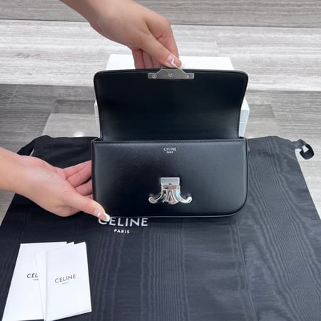 سيلين SHOULDER BAG مقاس 20cm