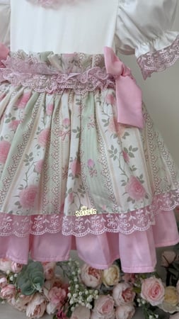 فستان ليلي التفاحي