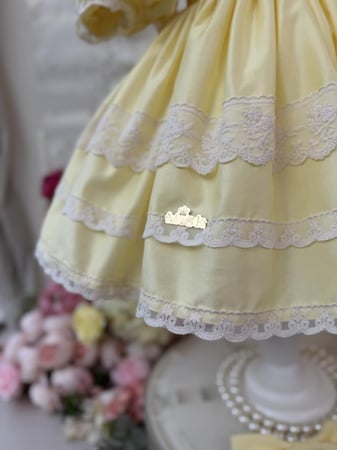 فستان ليدي ديانا + اكسسوار الشعر + جيبون