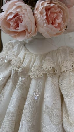 فستان عسولة الصغيرة