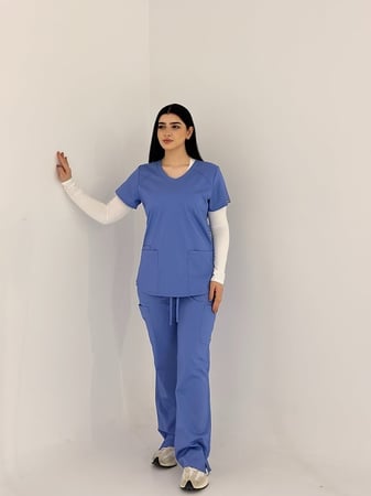 طقم سكراب طبي نسائي ماركة لاب ميد ®