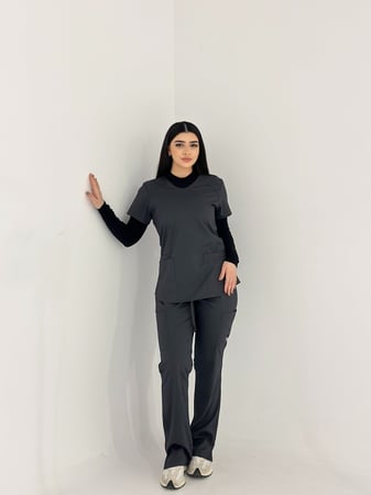 طقم سكراب طبي نسائي ماركة لاب ميد ®