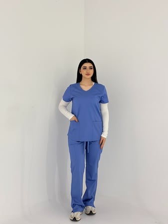 طقم سكراب طبي نسائي ماركة لاب ميد ®