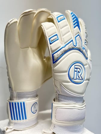 قفازات حراسه مرمى