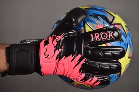 قفاز حارس المرمى