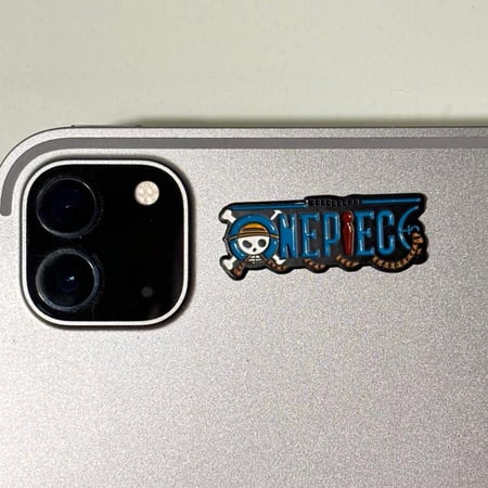 ستيكر معدن ون بيس