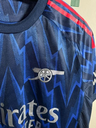 تيشيرت أرسنال  الثاني 2025/26