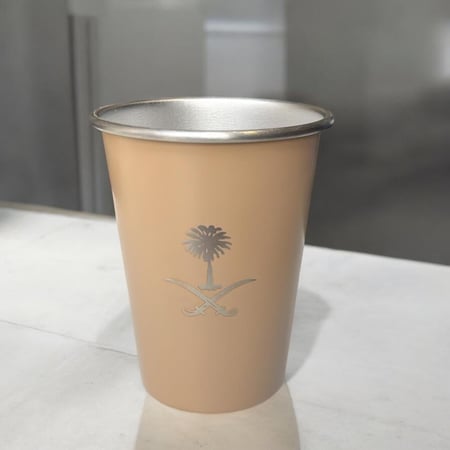 كوب MUG  سيفين ونخلة / لون بني .(Cup80)