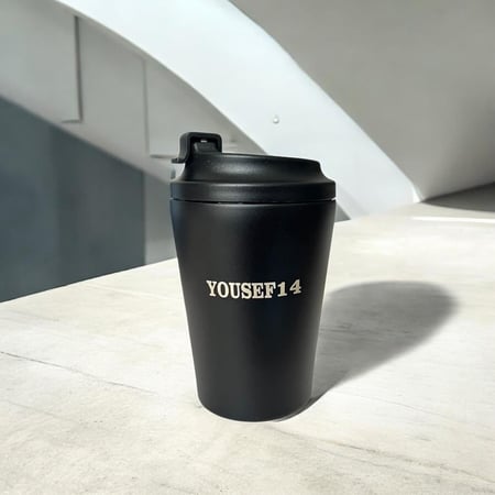 MUG مع امكانية اضافة أسم / جملة - اللون أسود(كوب حراري).(cup251)