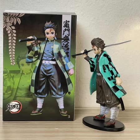 فيقر قاتل الشياطين ( تانجيرو كامادو )