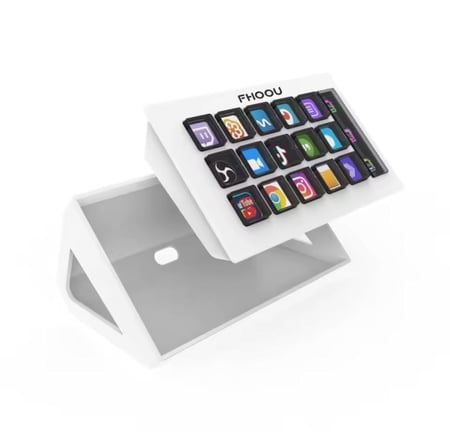 ستريم دك 15 زر + شاشه معلومات