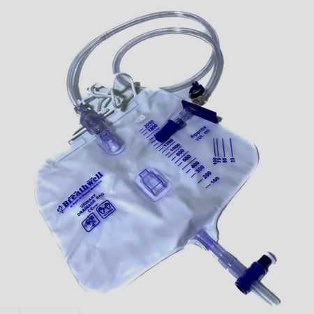 كيس جمع البول Breathwell  2000 ml