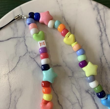 تعليقه جوال