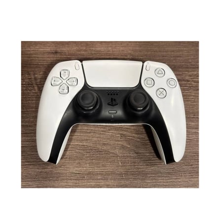 يد سوني 5 يد تحكم بلايستيشن 5 DualSense اللاسلكية  اصلية  – لون أبيض |  مستعملة
