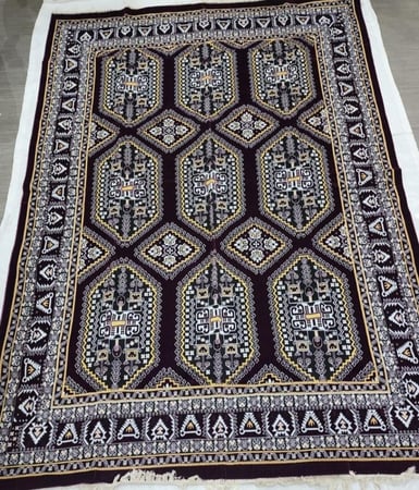 فرشة كبيرة للجلسات الخارجية