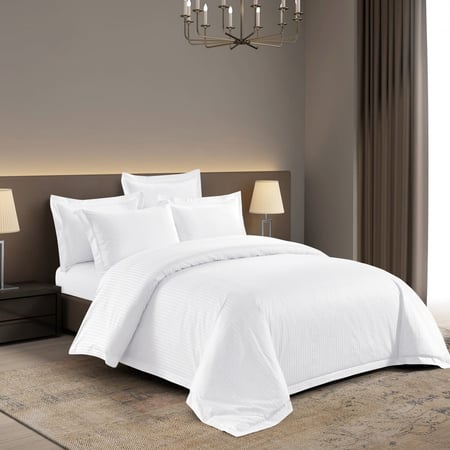 مفرش سرير فندقي أبيض قطن