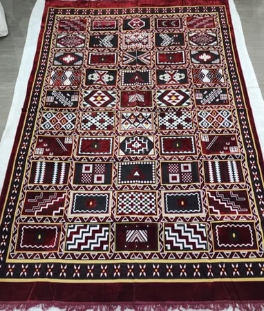 فرشة كبيرة للجلسات الخارجية