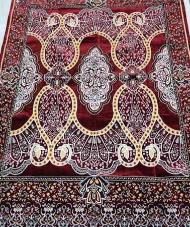 فرشة كبيرة للجلسات الخارجية