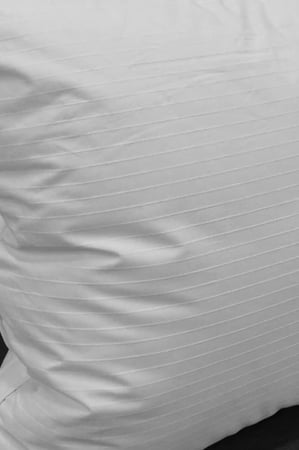 مخدة ريست دوز Rest Dose قطن عالي الجودة 300 غرزة