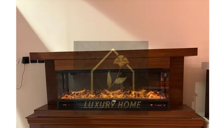 طاولة تلفزيون ديكور خشبي فاخر مع مدفأة زجاجية ثلاثية الجوانب (مقاس التدفئة 125 سم)