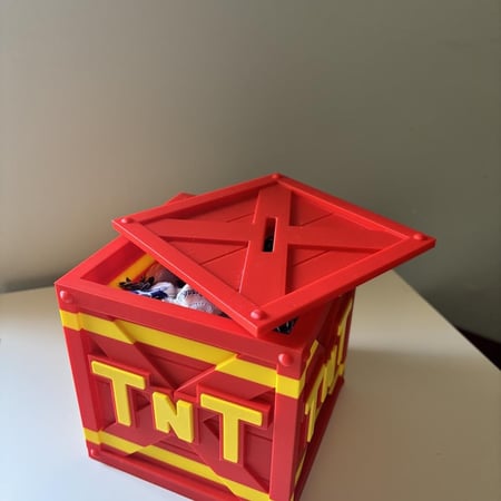 بوكس كراش TNT الكبير