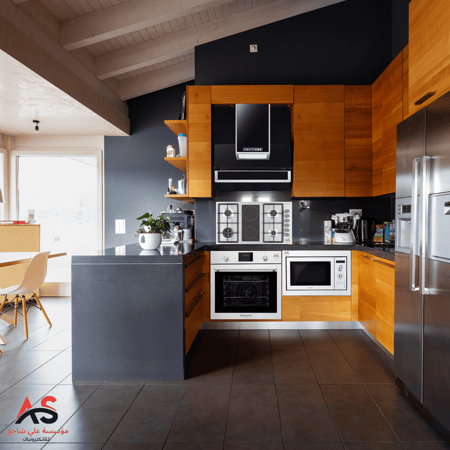 بكج أجهزة مطبخ بلت ان من كيتشن برو Kitchen Pro- شفاط مسطح حرف تي 90 سم AAS-1090 + سطح غازي 5 شعلات شبك هيفي KP902H/GA + ميكرويف 31 لتر بلت ان مع شواية KP-31MW + فرن غازي يعمل فوق وتحت مع بعض 90 سم KP902GG
