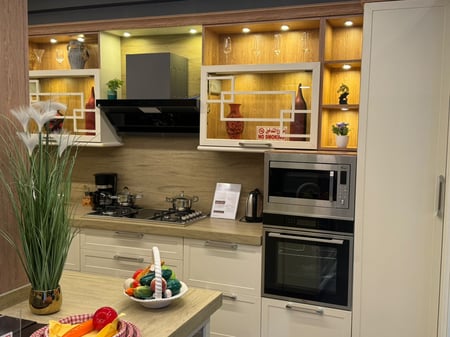 بكج اجهزة مطبخ بلت ان من كيتشن نت الايطالية  Kitchen Net- شفاط مودرن الجديد أسود يعمل باللمس وبحركة اليد قوة شفط عالية تقدر ب 1380 واط MI2203011 +ميكرويف كونفكشن بلت-إن 30 لتر مع شوايه ستيل JN2204007 + سطح شعلات 4 غاز _ 2 عين سيراميك كهرباء – 90 سم  MP220