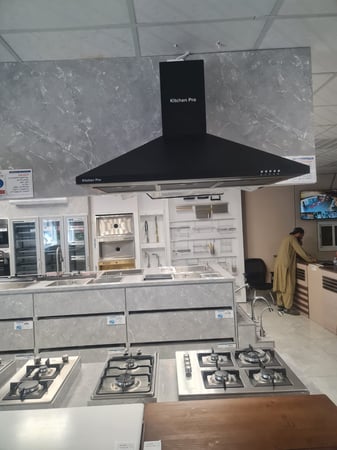 شفاط kitchen pro كيتشن برو - 90 سم هرمي - اسود - قوة شفط 1000 م - عدد الفلاتر 2 من الاستيل الاسود المقوى - اللمبة ليد ابيض - AAS-9001D