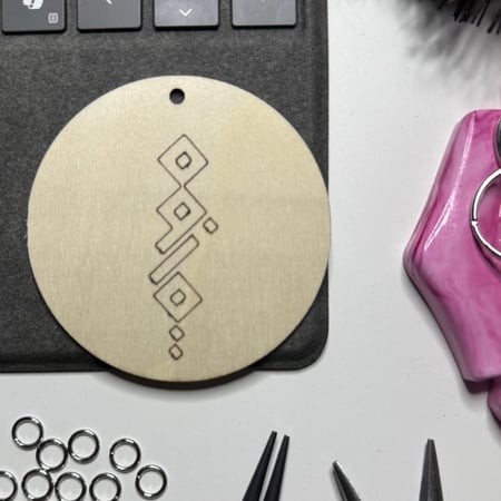 تعليقات - خشب دائري