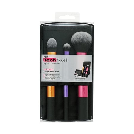 مجموعة الفرش الاساسية للسفر من ريال تكنيك - 4 قطع 1400