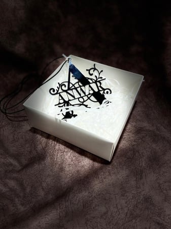 تعليقه مزخرفه