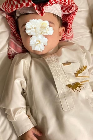 بروش أطفال ومواليد بشكل خيل