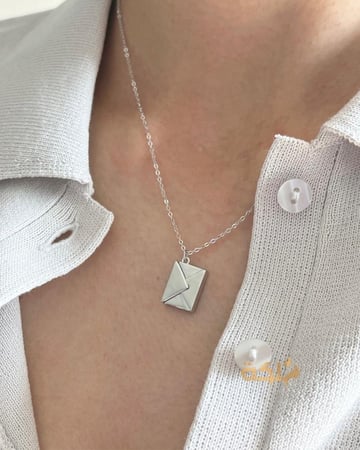 سلسال الكرت السري بتصميم مخصص