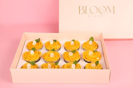 كاسات البروليه بالخوخ