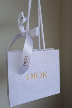 تعليقة سياره ديور