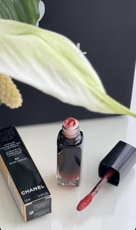 قلوس شانيل حجم كبير مع الكيس