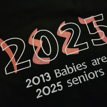 بلوفر التخرج