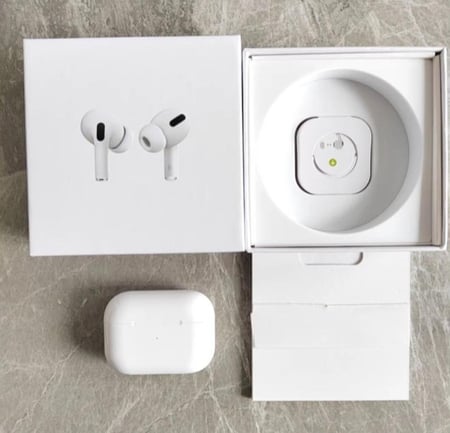 سماعه ايربودز برو  AirPods Por