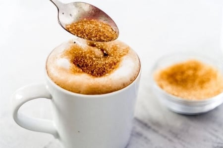 سكر بني فاتح تايلاند عضوي