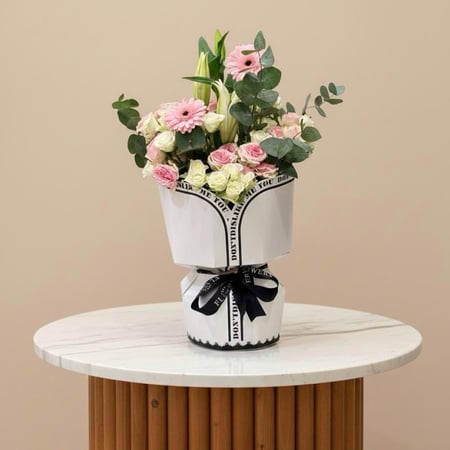 بوكيه ورد بينك  ابيض