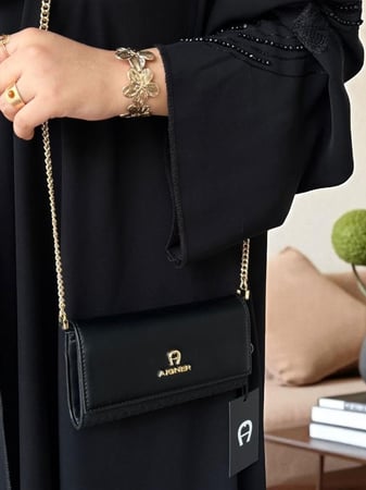 اقنر ماستر طبق الاصل