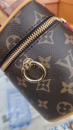 لويس فيتون مكياج